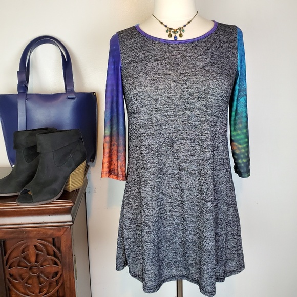 Aster Tops - Aster Heathered Black & Gray w/Contrasting Sleeves